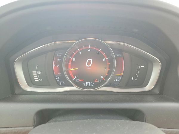 2016 VOLVO XC60 SV33 Premier