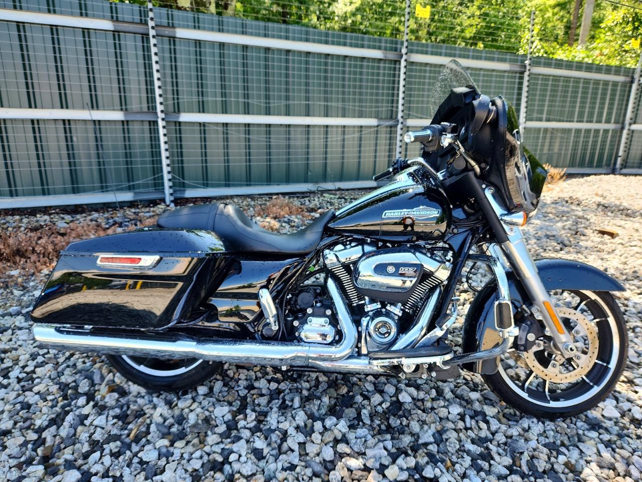 2021 HARLEY-DAVIDSON FLHX
