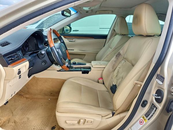 2013 LEXUS ES 300h