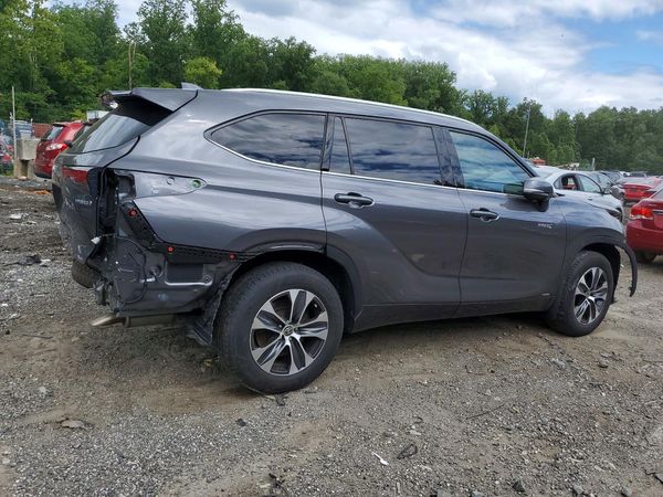 2021 TOYOTA HIGHLANDER