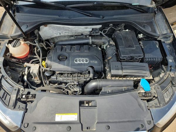 2015 AUDI Q3 quattro Premium Plus