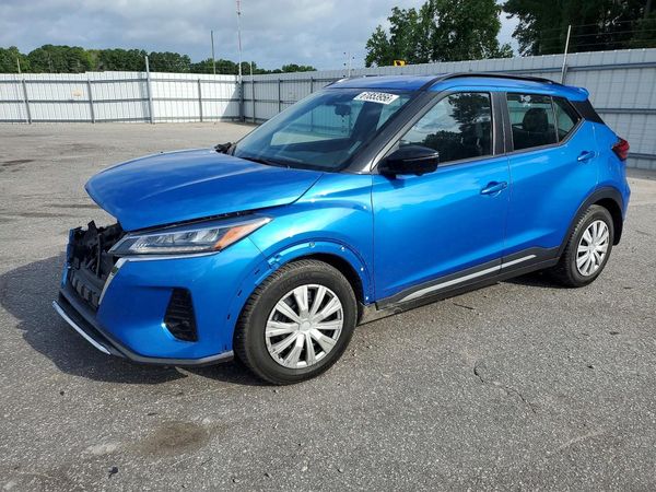 2024 NISSAN KICKS SR