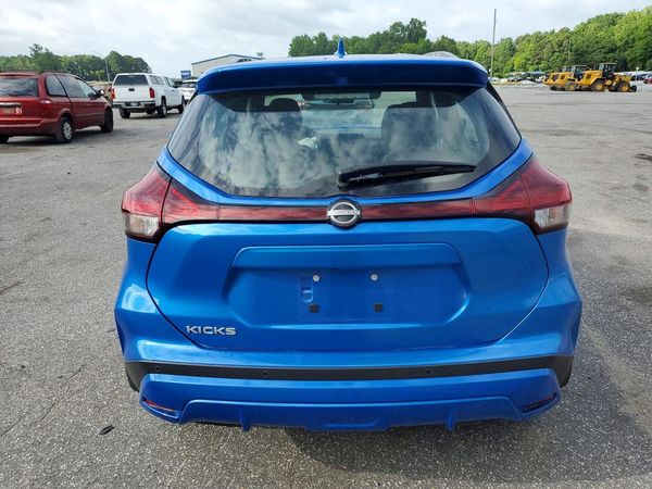 2024 NISSAN KICKS SR