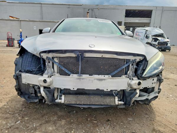 2015 MERCEDES-BENZ C