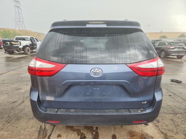 2015 TOYOTA SIENNA