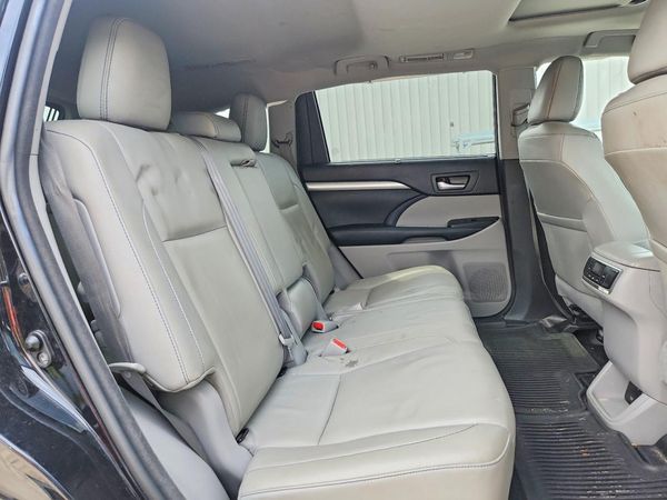2017 TOYOTA HIGHLANDER SE/XLE