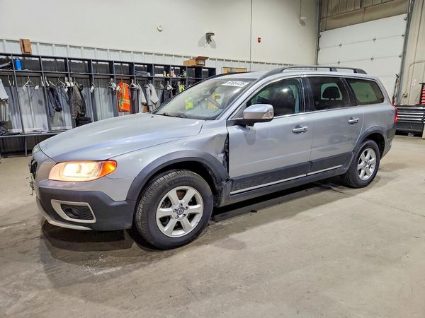 2012 VOLVO XC70