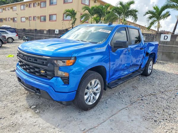 2025 CHEVROLET SILVERADO