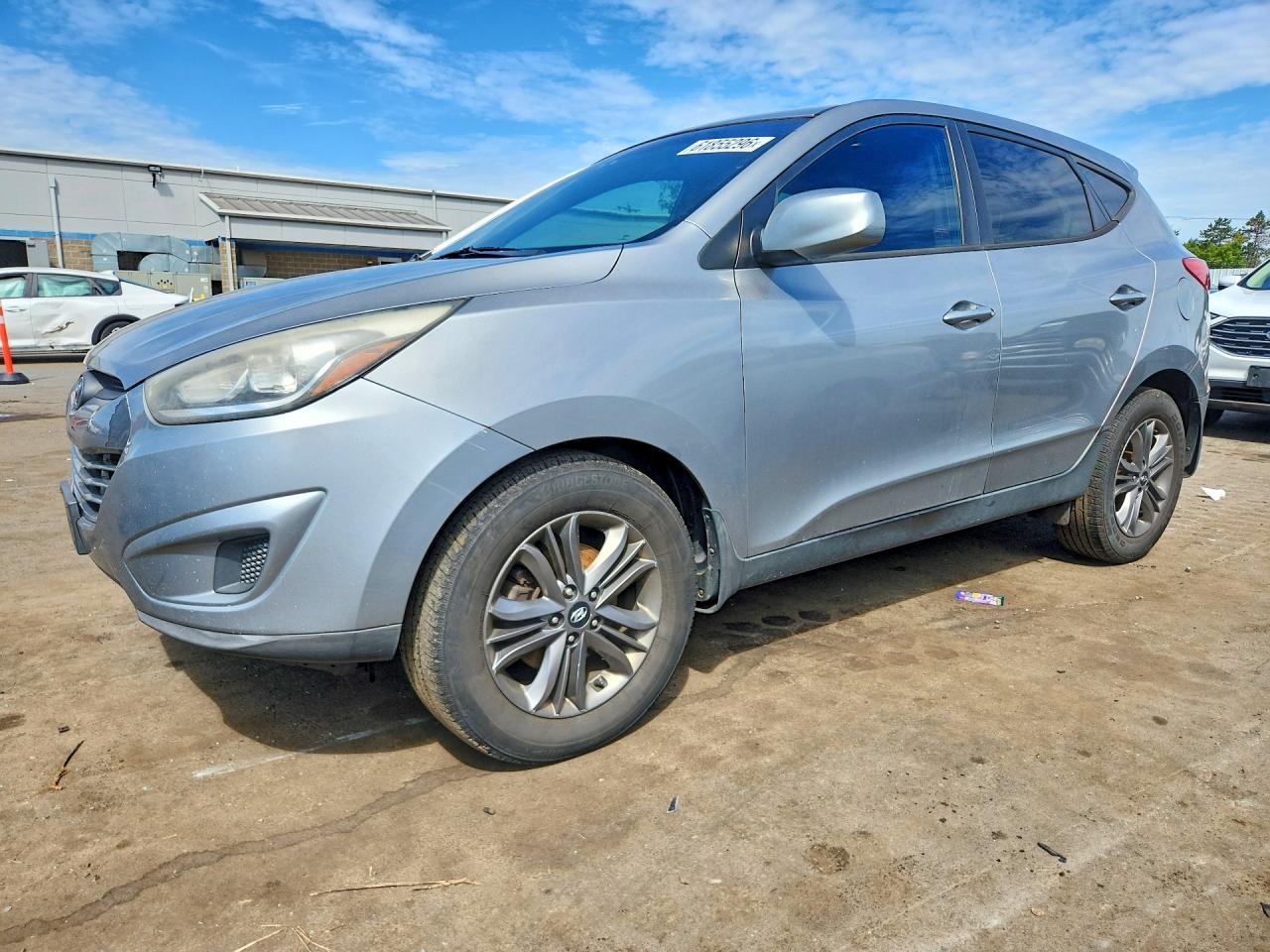 2015 HYUNDAI TUCSON GL (Middle-Low)