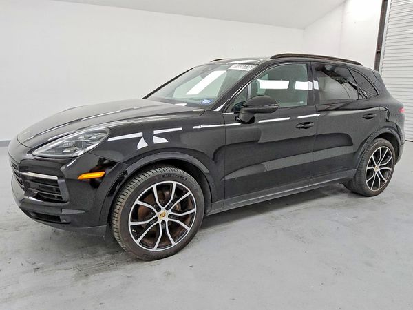 2019 PORSCHE CAYENNE
