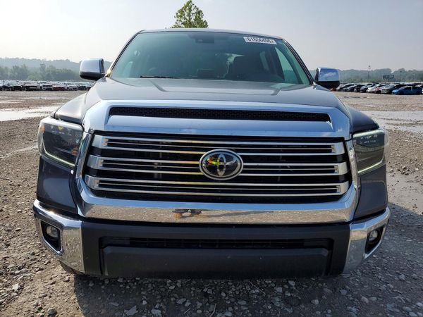 2021 TOYOTA TUNDRA Limited grade