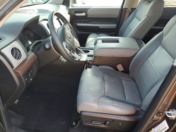 2021 TOYOTA TUNDRA Limited grade
