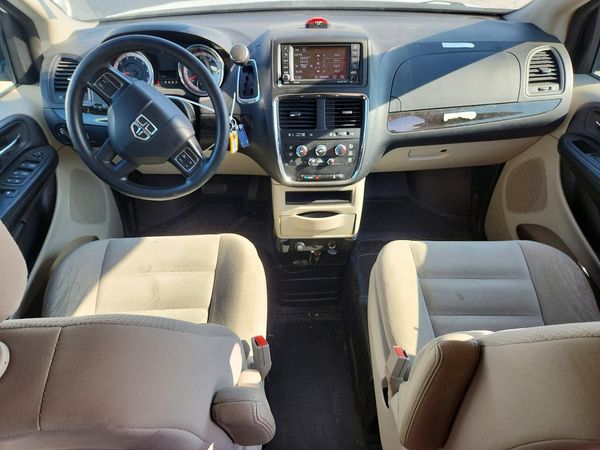 2019 DODGE CARAVAN SE