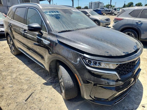 2023 KIA SORENTO