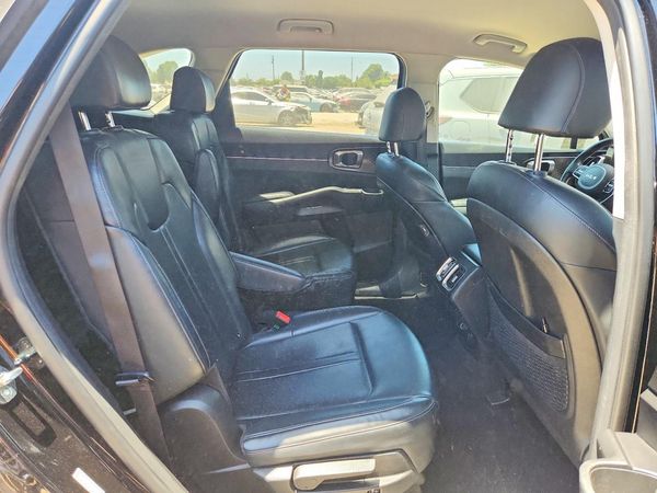 2023 KIA SORENTO