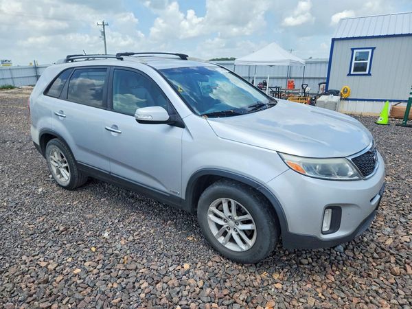2014 KIA SORENTO