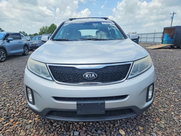 2014 KIA SORENTO
