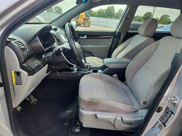 2014 KIA SORENTO