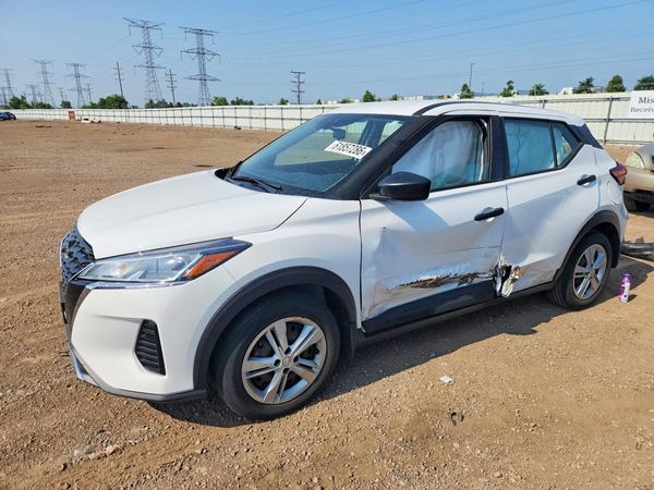 2023 NISSAN KICKS