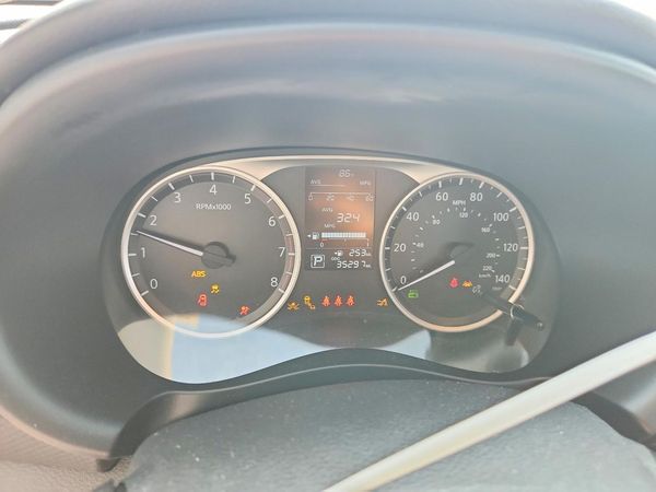 2023 NISSAN KICKS