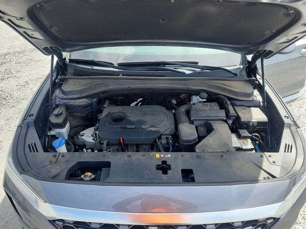 2019 HYUNDAI SANTA FE SE