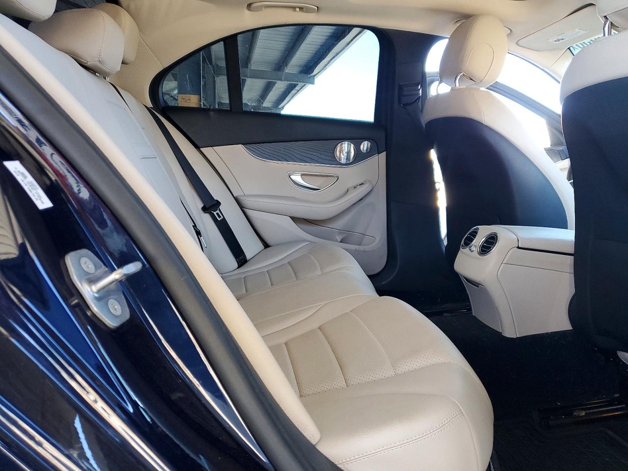 2017 MERCEDES-BENZ C 350e