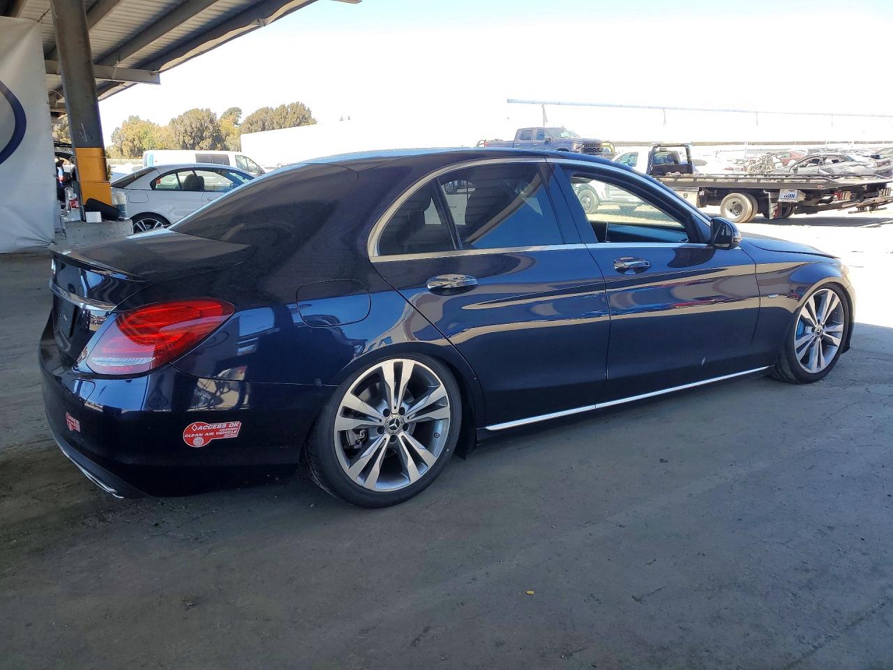 2017 MERCEDES-BENZ C 350e
