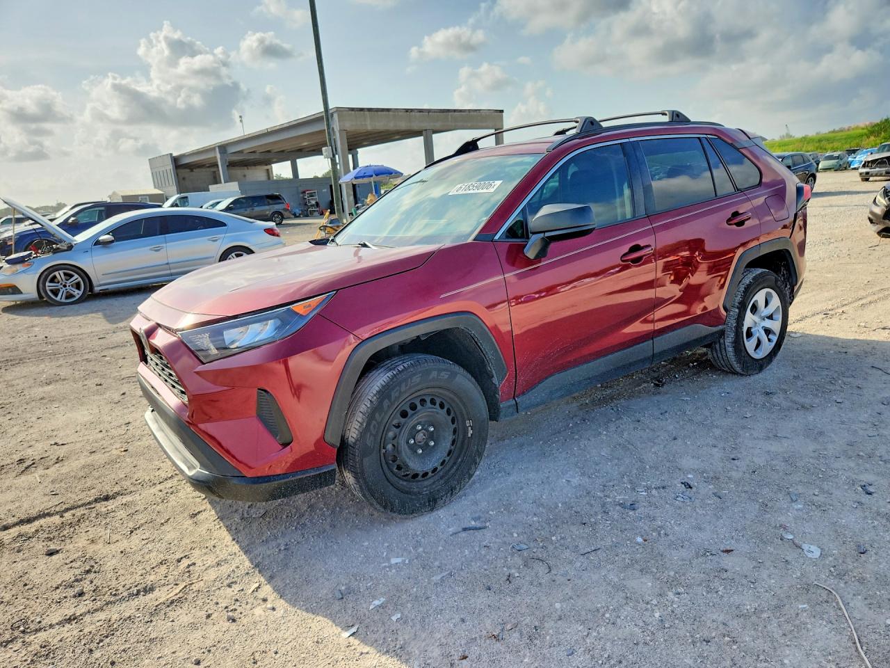 2020 TOYOTA RAV4 LE