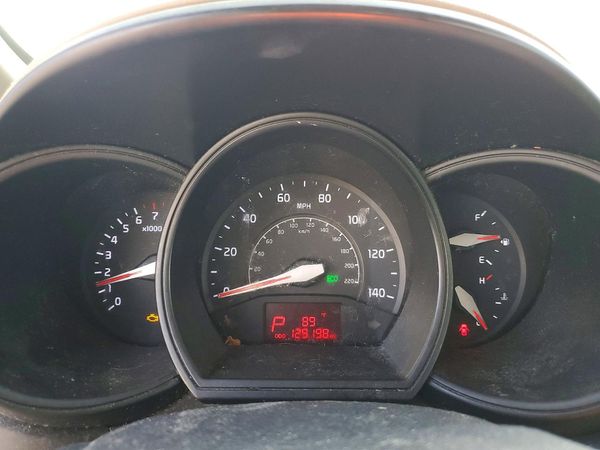 2015 KIA RIO