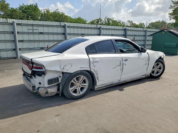 2022 DODGE CHARGER SXT