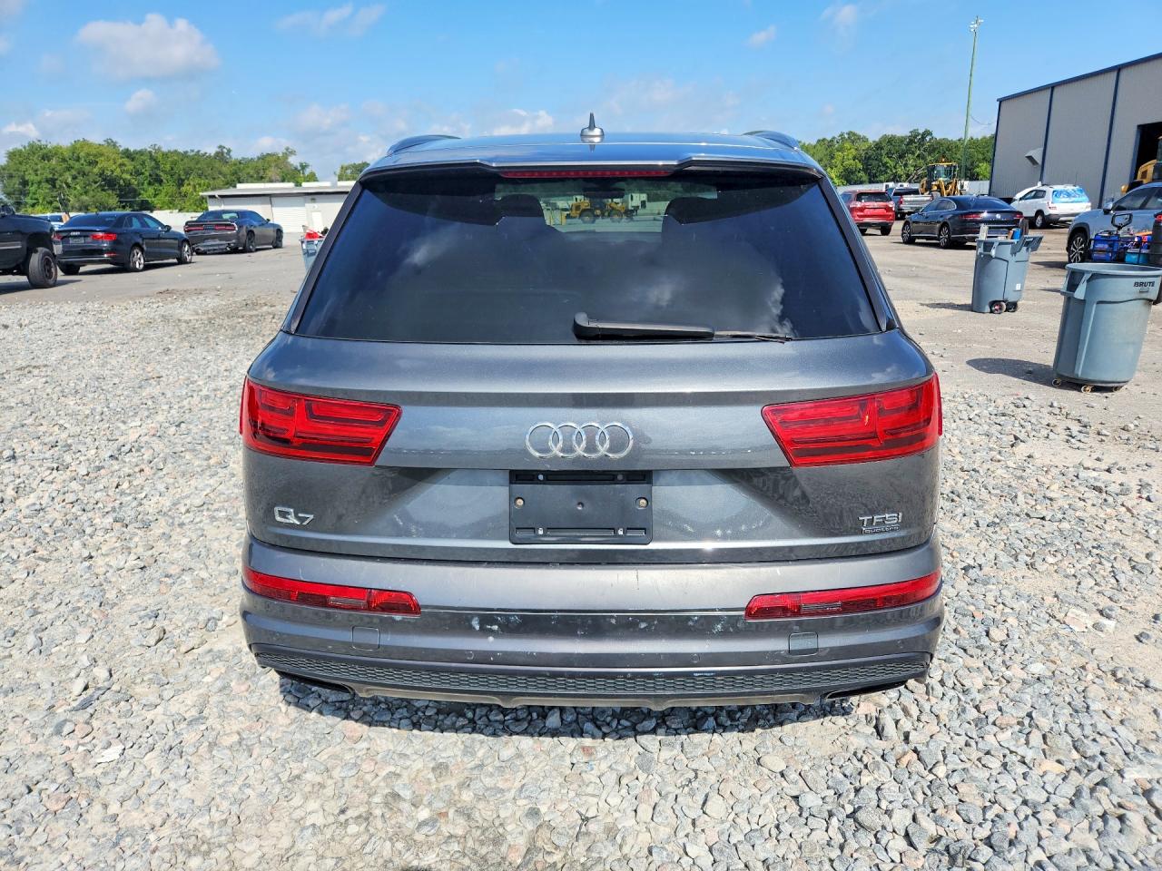 2017 AUDI Q7