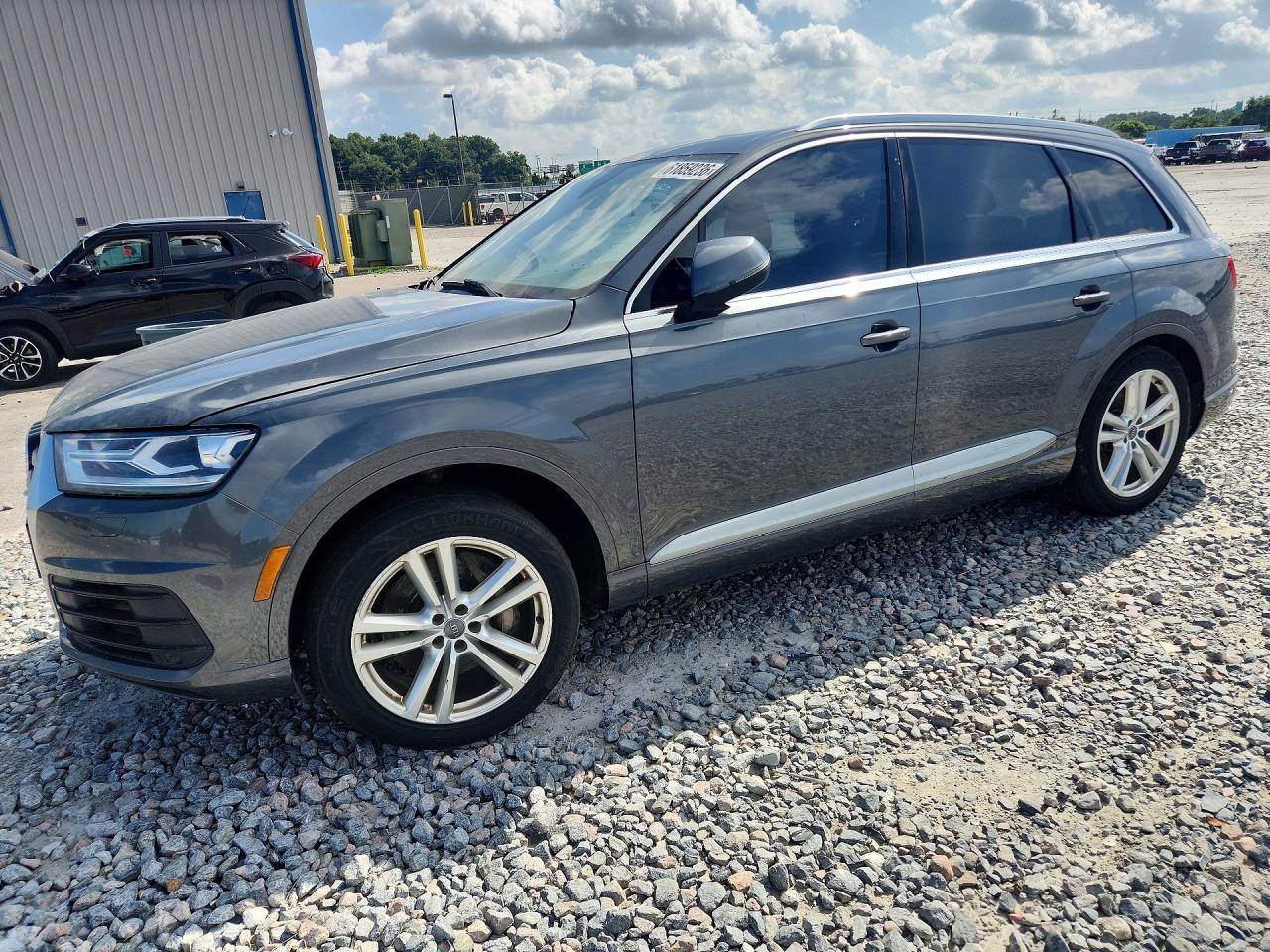 2017 AUDI Q7