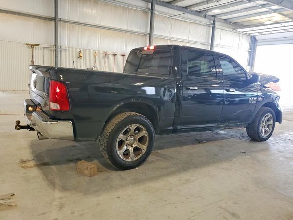 2018 RAM 1500 SLT CREW CAB 4X4