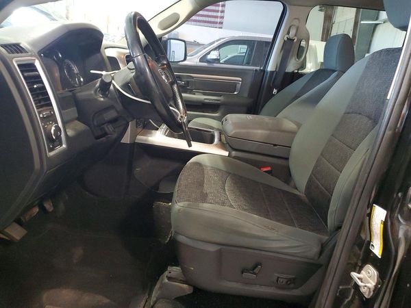 2018 RAM 1500 SLT CREW CAB 4X4