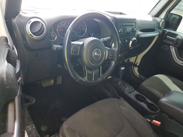 2015 JEEP WRANGLER SAHARA 4X4
