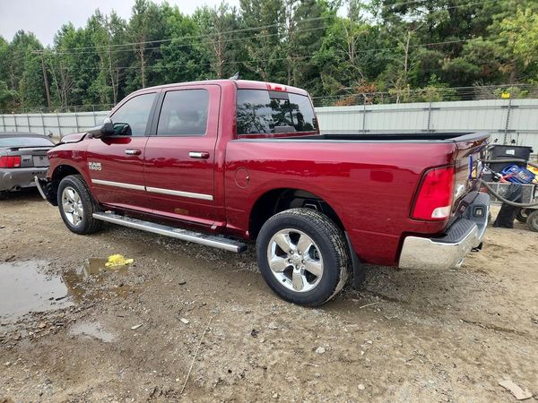 2017 RAM 1500 SLT CREW CAB 4X4