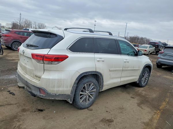 2018 TOYOTA HIGHLANDER SE/XLE
