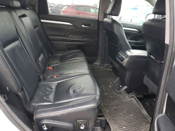 2018 TOYOTA HIGHLANDER SE/XLE