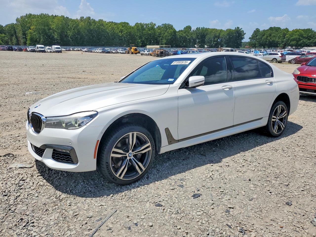 2016 BMW 740