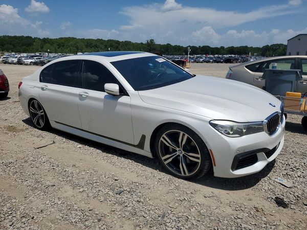 2016 BMW 740
