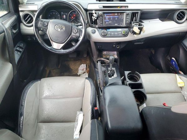 2017 TOYOTA RAV4 XLE