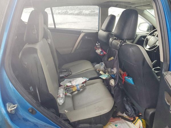 2017 TOYOTA RAV4 XLE