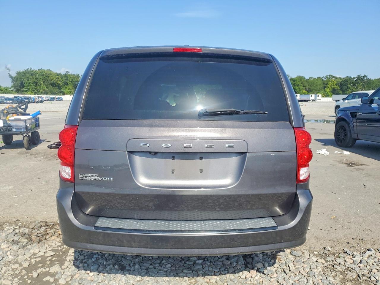 2018 DODGE GRAND CARAVAN SE