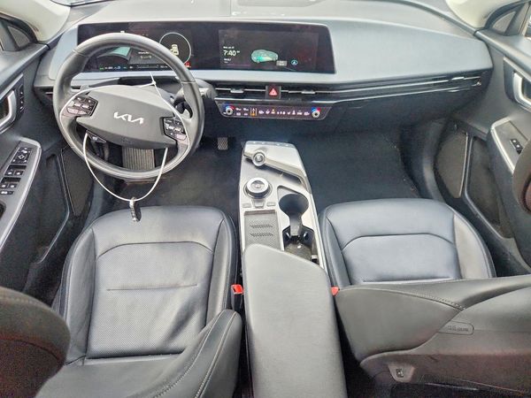 2023 KIA EV6 Light, Wind