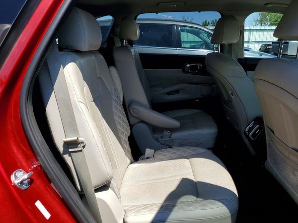 2023 KIA SORENTO