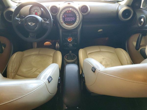 2012 MINI COOPER