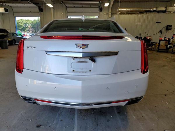 2017 CADILLAC XTS Premium Luxury