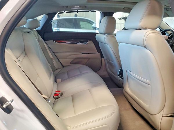 2017 CADILLAC XTS Premium Luxury