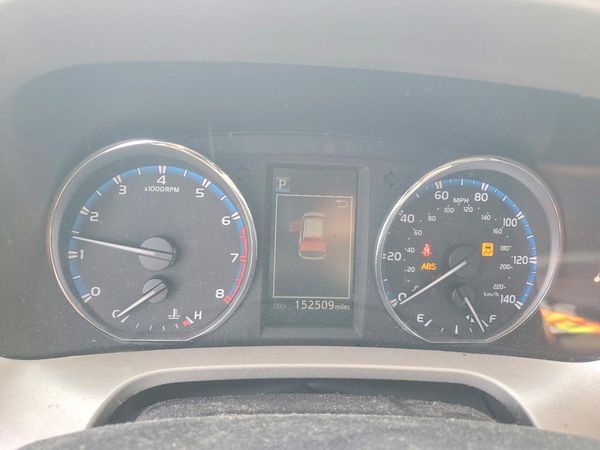 2016 TOYOTA RAV4 XLE (M Grade)