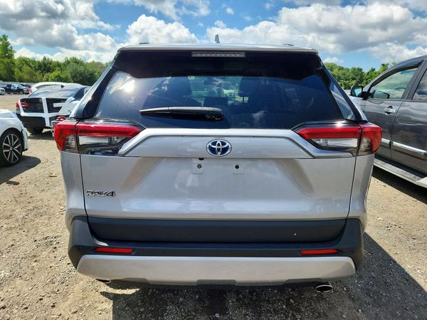 2019 TOYOTA RAV4